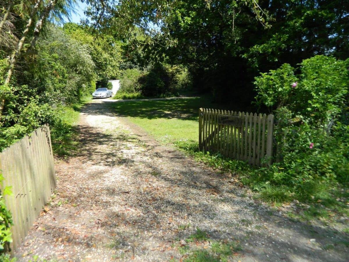 Holiday home River A Country Retreat In Wooded Gardens East Stoke (Dorset)